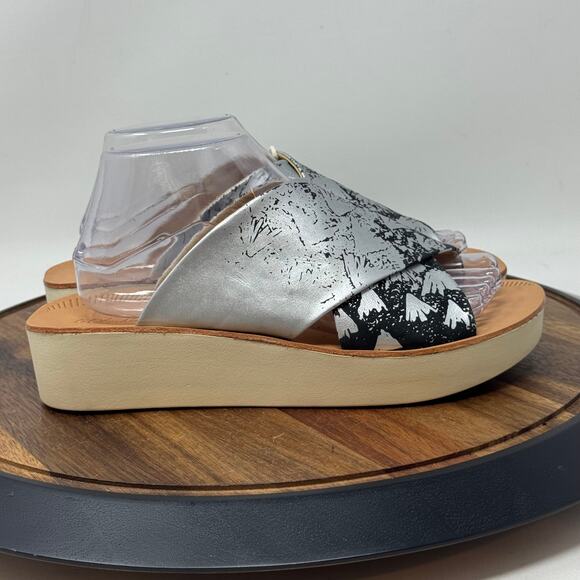 Olukai Ohohi Leather Slide Wedge Sandals Black/Silver Women's 9 NWT - Picture 1 of 10